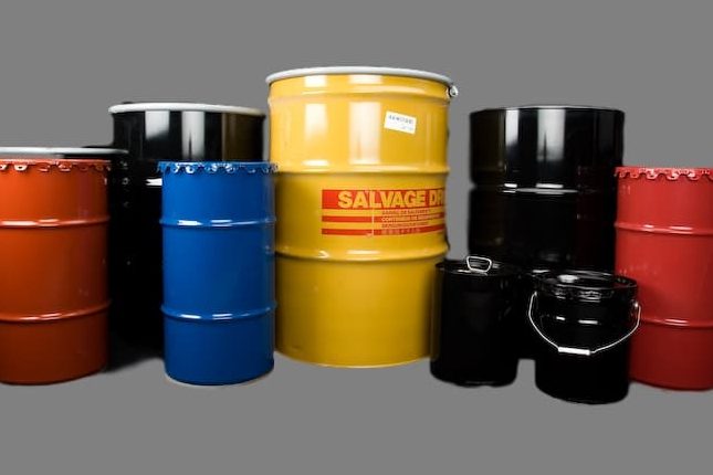 Supporting Accessories for Industrial Cleaning Containers | Steel and Plastic Drums for the Cleaning Industry